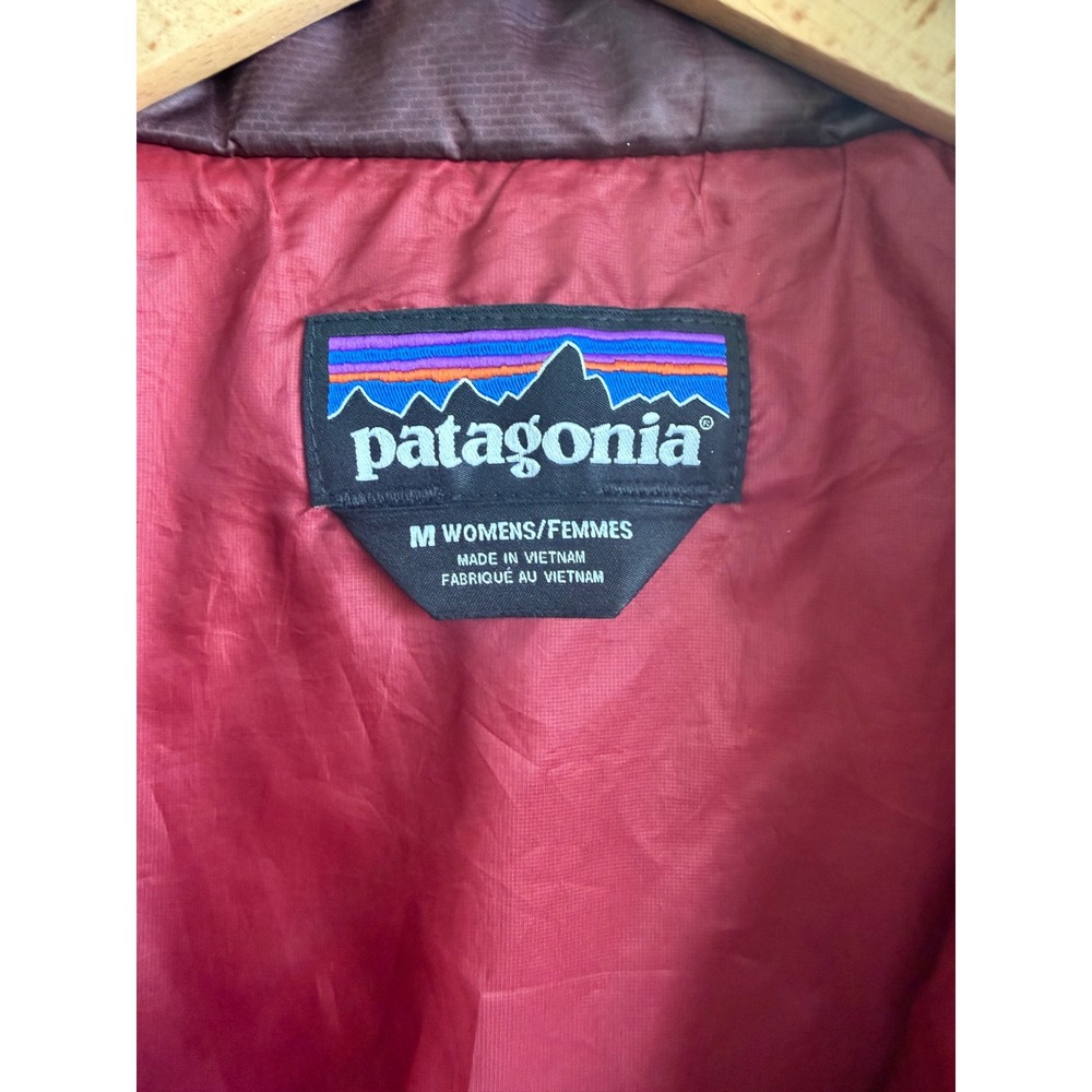Patagonia Nano Puff Jacket Womens Gorpcore Medium Burgundy Red Quilted Insulated - Picture 3 of 11
